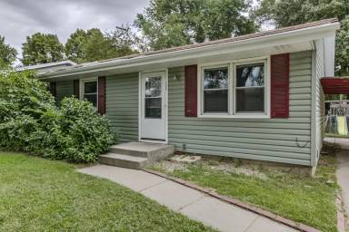 Main picture of 3020 N 41st St