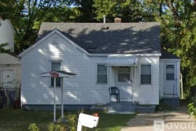 Main picture of 7581 Westminster Ave