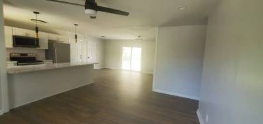 Main picture of 483 Warmsprings Dr