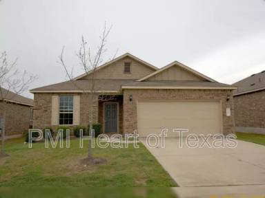 Main picture of 141 Marcheeta Way