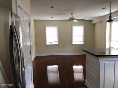 Main picture of 14 Duval St