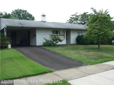 Main picture of 18 Mulberry Ln