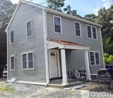 Main picture of 107 Spring St