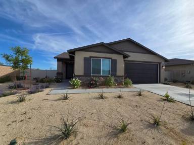 Main picture of 3336 Emerald Ln