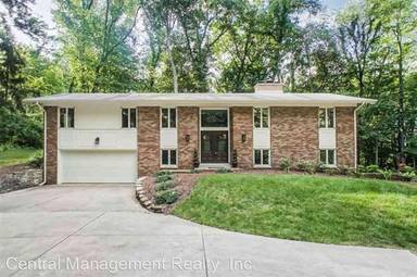 Main picture of 17939 Edgewood Walk