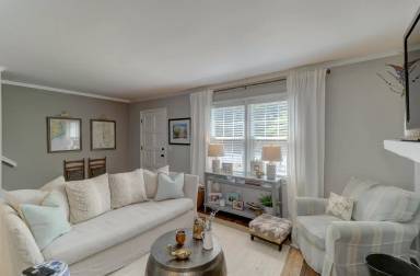 Main picture of 734 Inlet Dr