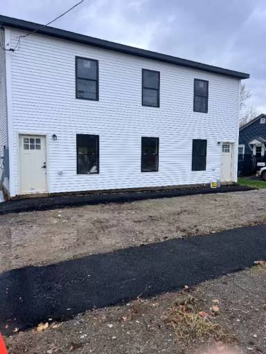 Main picture of 254 Lincoln St