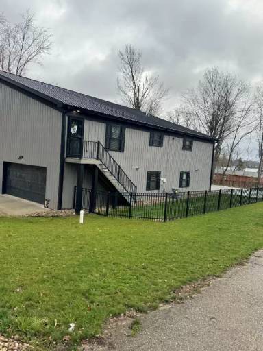 Main picture of 21682 Potawatami Ln