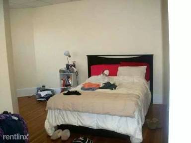 Main picture of 879 Beacon St