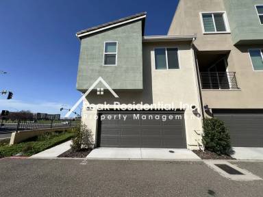 Main picture of 2444 Arena Blvd
