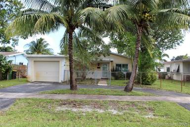 Main picture of 838 NW 10th Ave