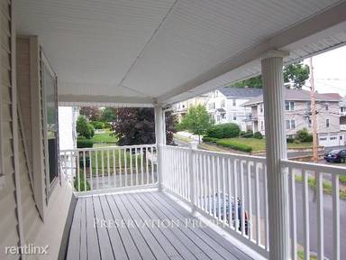 Main picture of 141 Spruce St