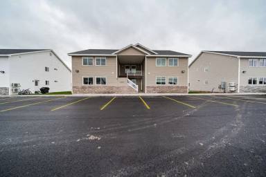 Main picture of 6097 N Silver Fox Rd