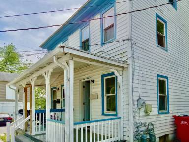 Main picture of 181 Vine St