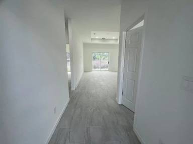 Main picture of 3502 72nd St W