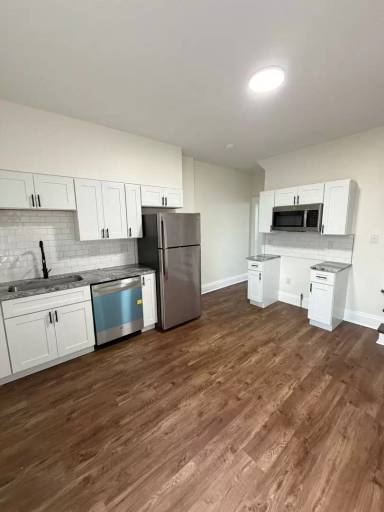 Main picture of 425 Hanford St