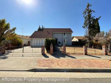 Main picture of 3040 Zion Ln