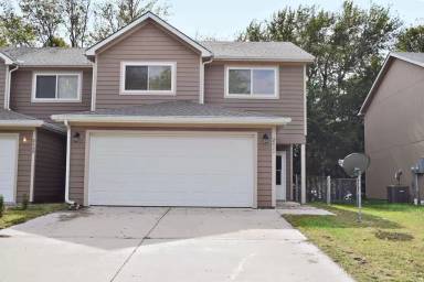 Main picture of 2405-31 Deerfield Blvd