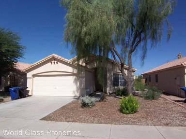 Main picture of 982 E Carla Vista Pl