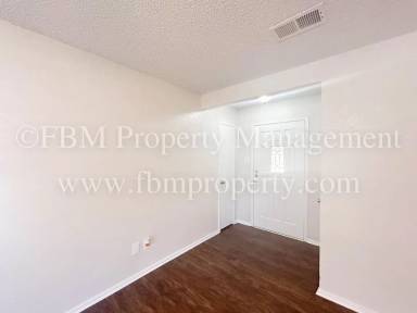 Main picture of 801 Biloxi Dr