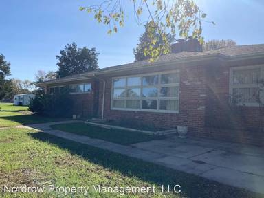 Main picture of 3940 Senior Ln