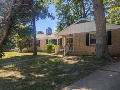Main picture of 901 Catalina Dr