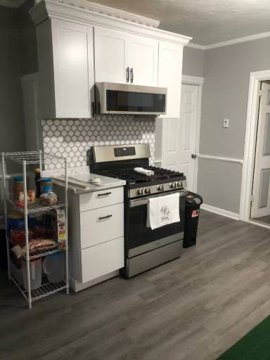 Main picture of 62 Coggeshall St