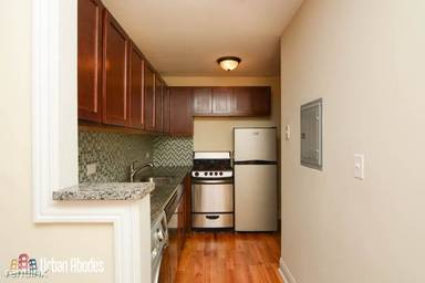 Main picture of 555 W Arlington Apartments