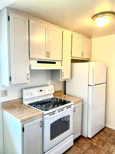 Main picture of 5020 Tahiti Way