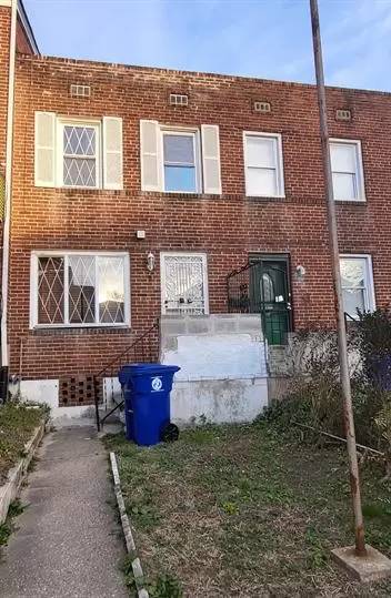 Main picture of 2701 Bookert Dr
