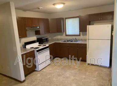 Main picture of 2101 Bryant Ave N