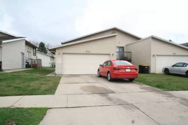 Main picture of 1902 20th Ave NW