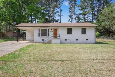 Main picture of 2806 Fairway Dr
