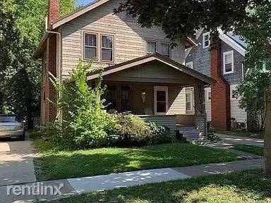Main picture of 803 Dewey Ave