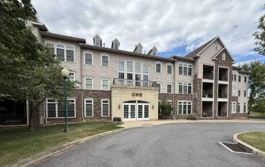 Main picture of 100 Jefferson Ave