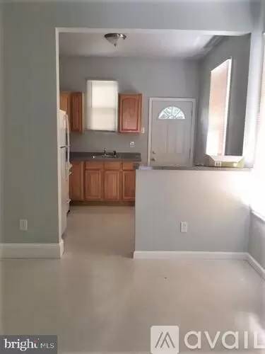 Main picture of 2143 N 29th St