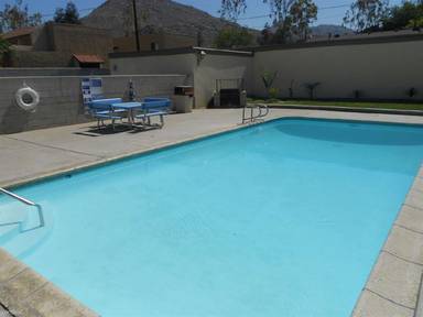 Main picture of 3000 Canyon Crest Dr