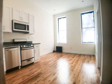 Main picture of 109 Park Place