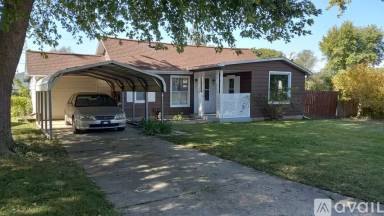 Main picture of 709 N Madison St