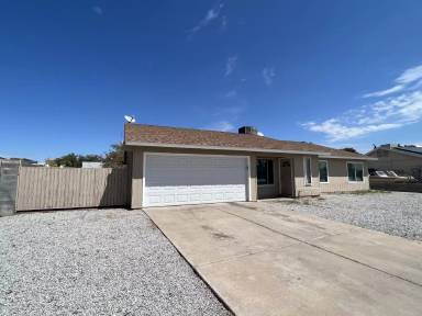 Main picture of 2252 E Javelina Ave