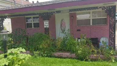 Main picture of 2323 Columbus St