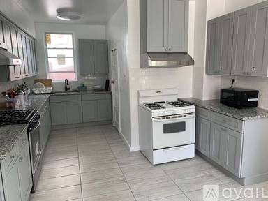 Main picture of 3154 Avalon St