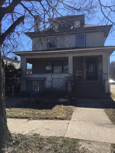 Main picture of 905 W South St