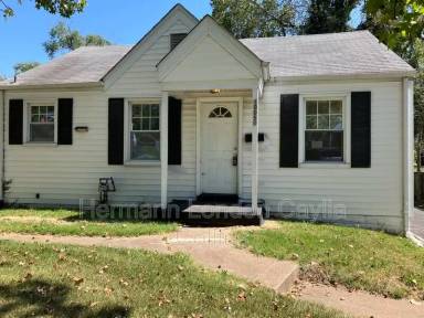 Main picture of 10050 Dorothy Ave