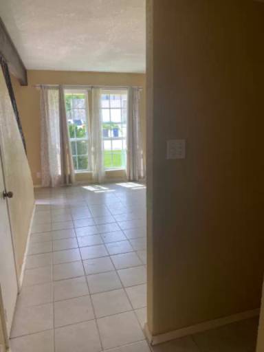 Main picture of 6338 Walraven Cir
