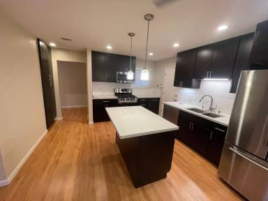 Main picture of 1229 Menlo Dr