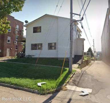 Main picture of 612 9th St