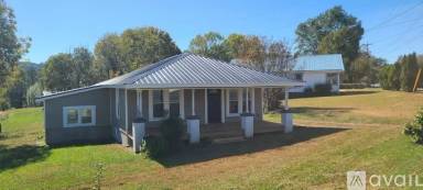 Main picture of 201 Perkins Rd SE
