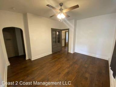 Main picture of 631 Park Ave