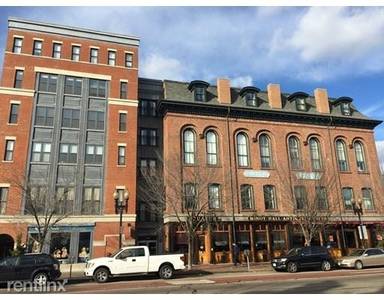 Main picture of 1721 Washington St